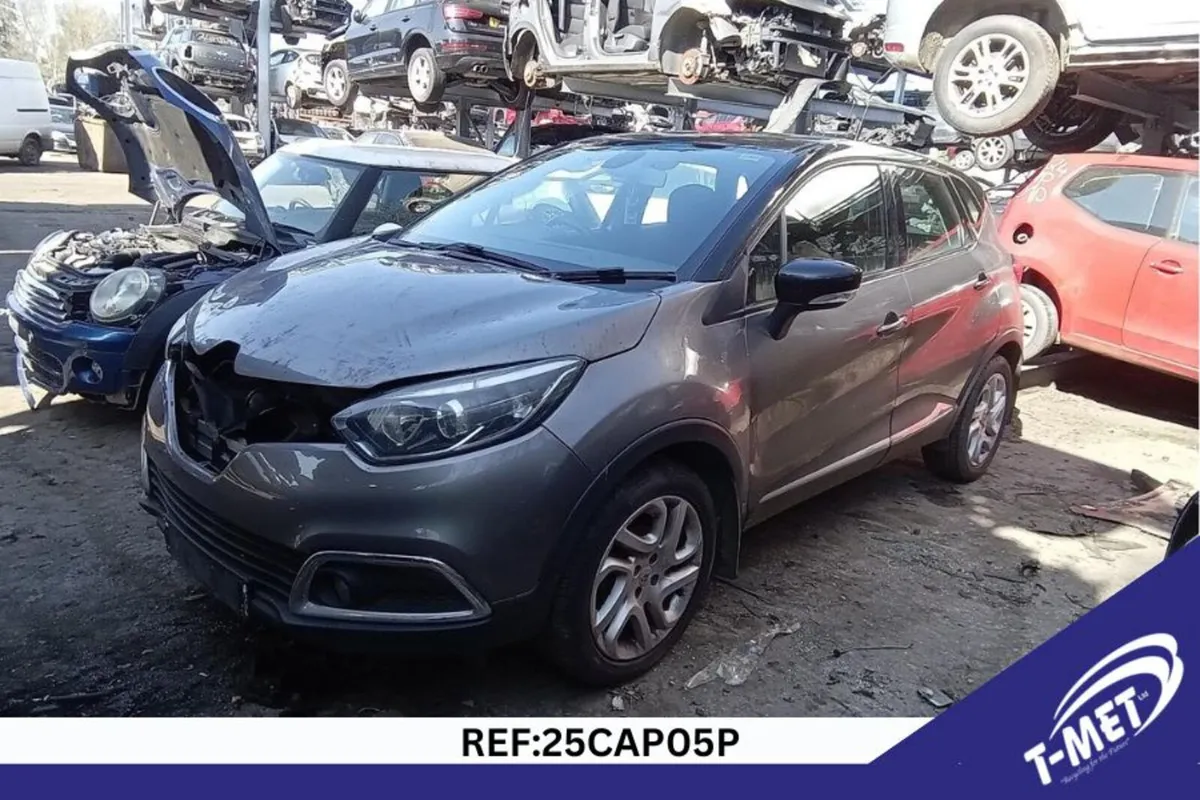 2015 RENAULT CAPTUR BREAKING FOR PARTS - Image 3