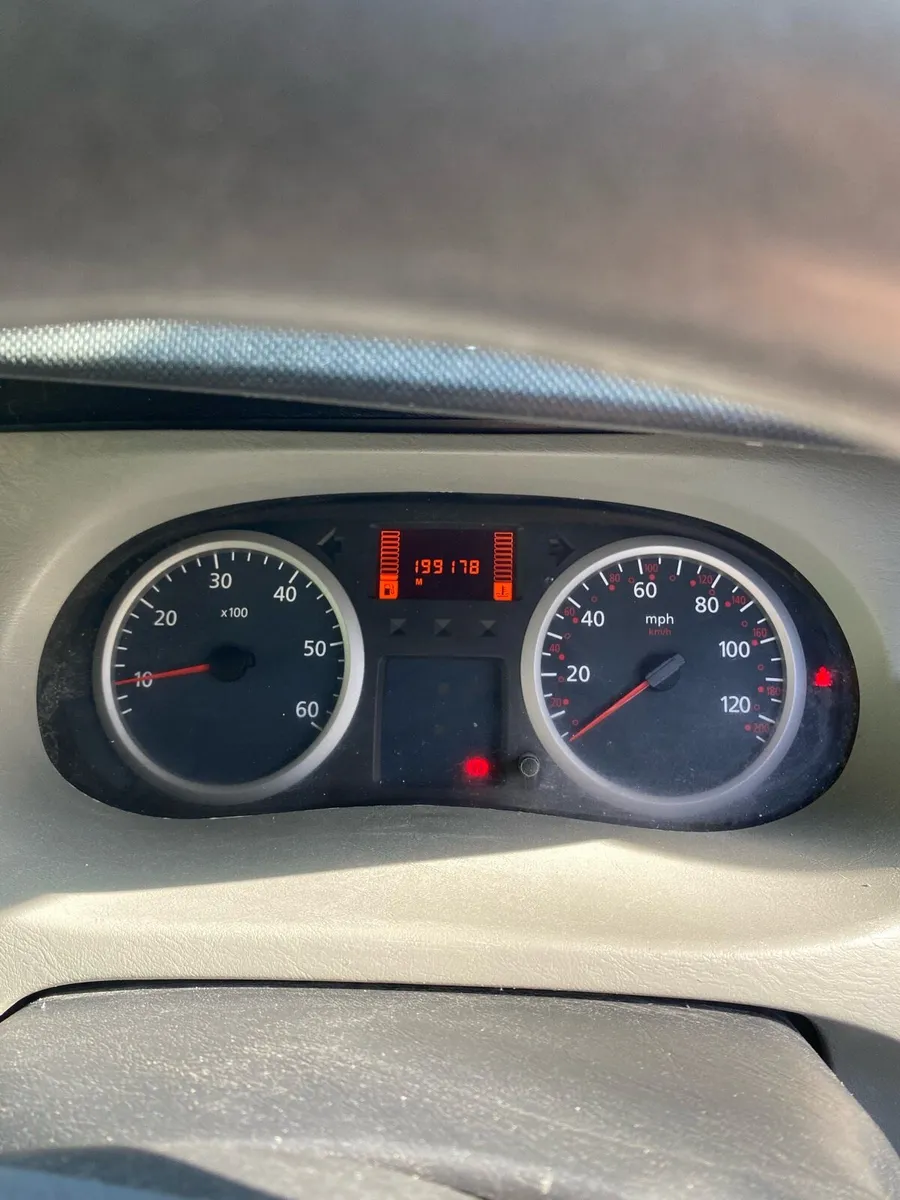 Nissan Primastar New DOE taxed - Image 4