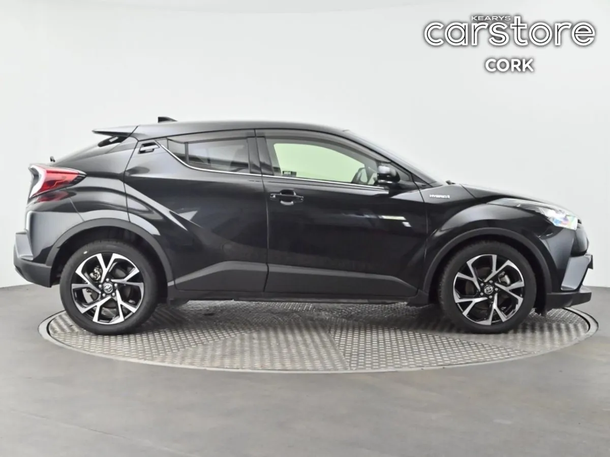 Toyota C-HR 1.8 Hybrid Auto - Image 2