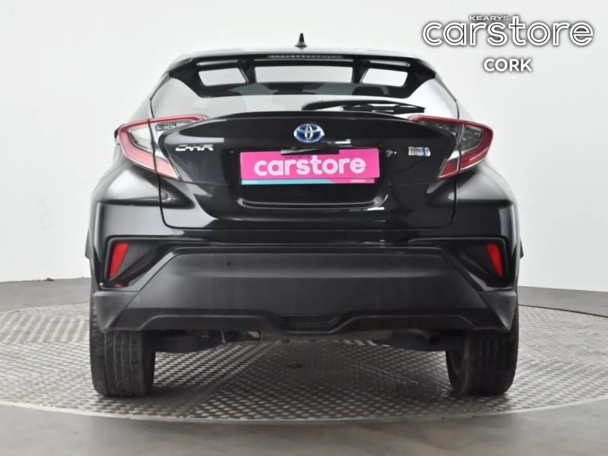 Toyota C-HR 1.8 Hybrid Auto - Image 4