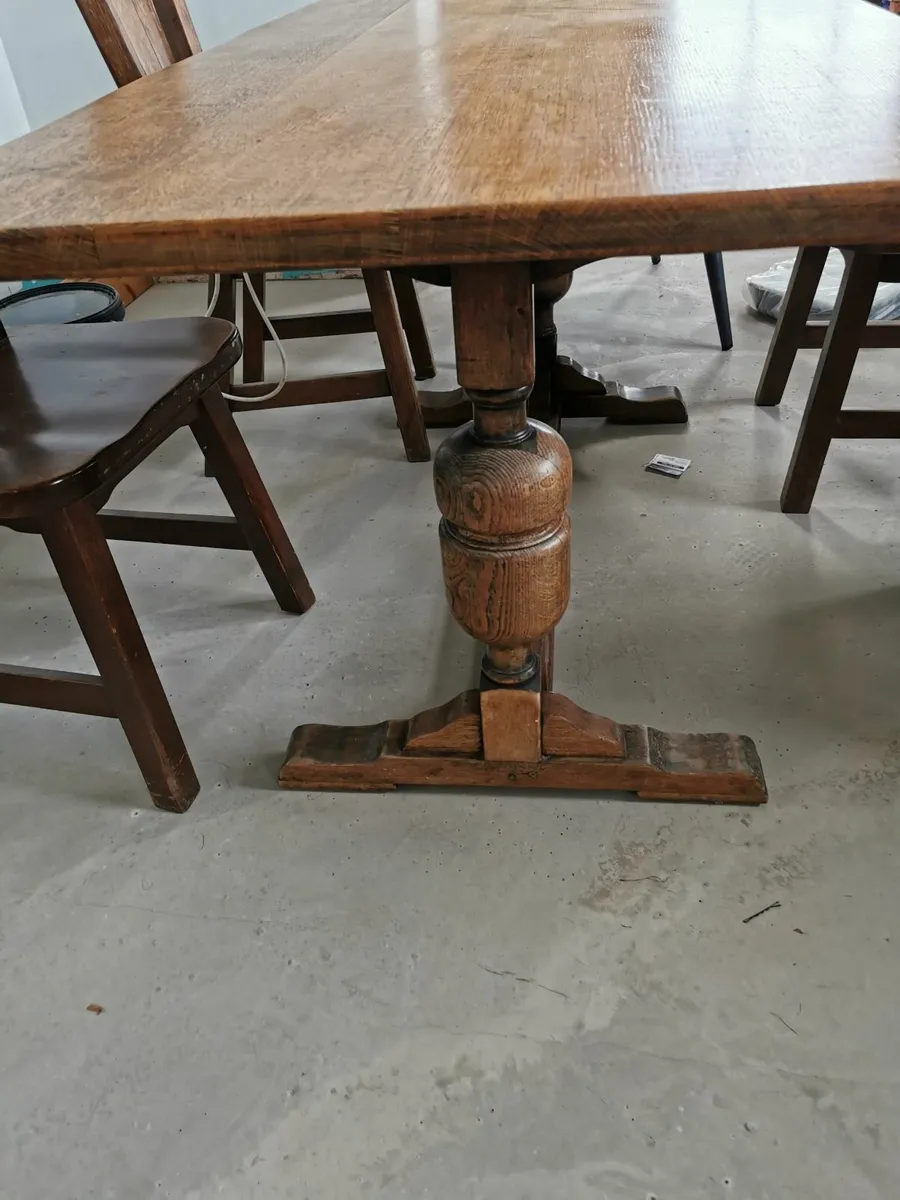 Solid oak Jaycee dining table & 4 oak chairs - Image 3