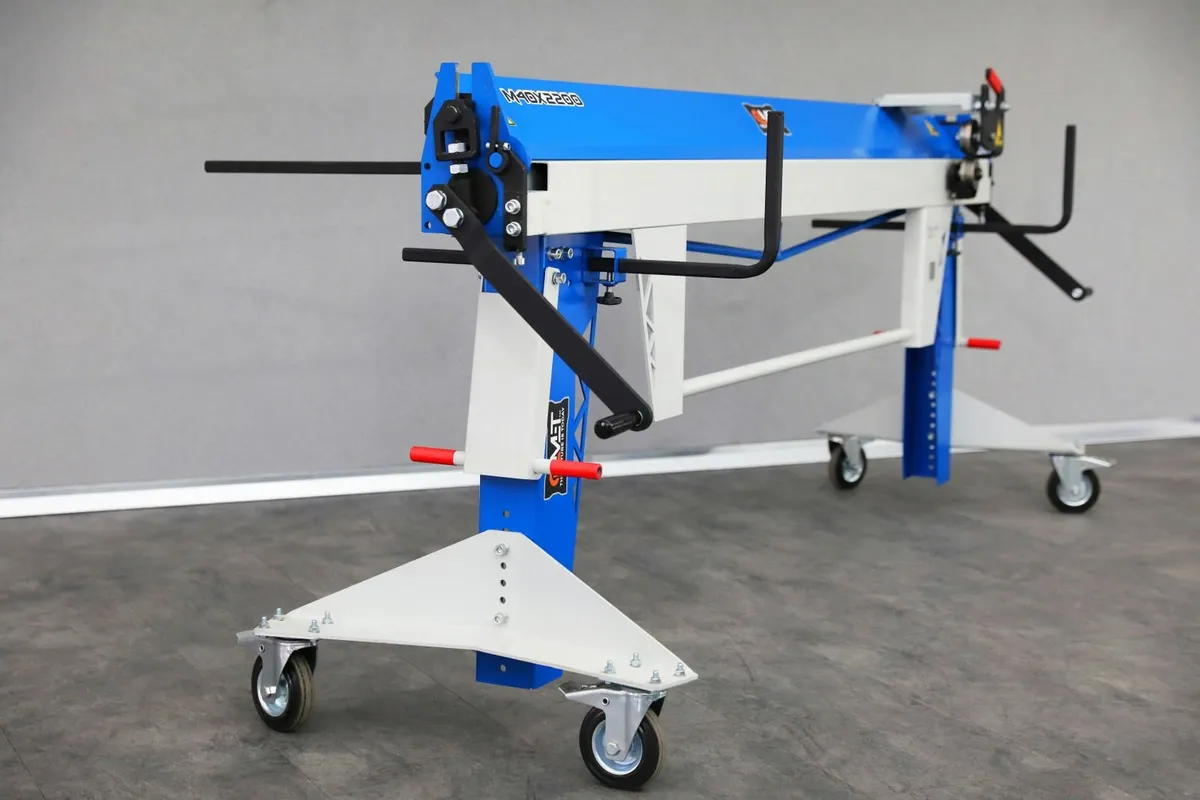 Sheet metal folders M40x2200 with rollershears . - Image 3