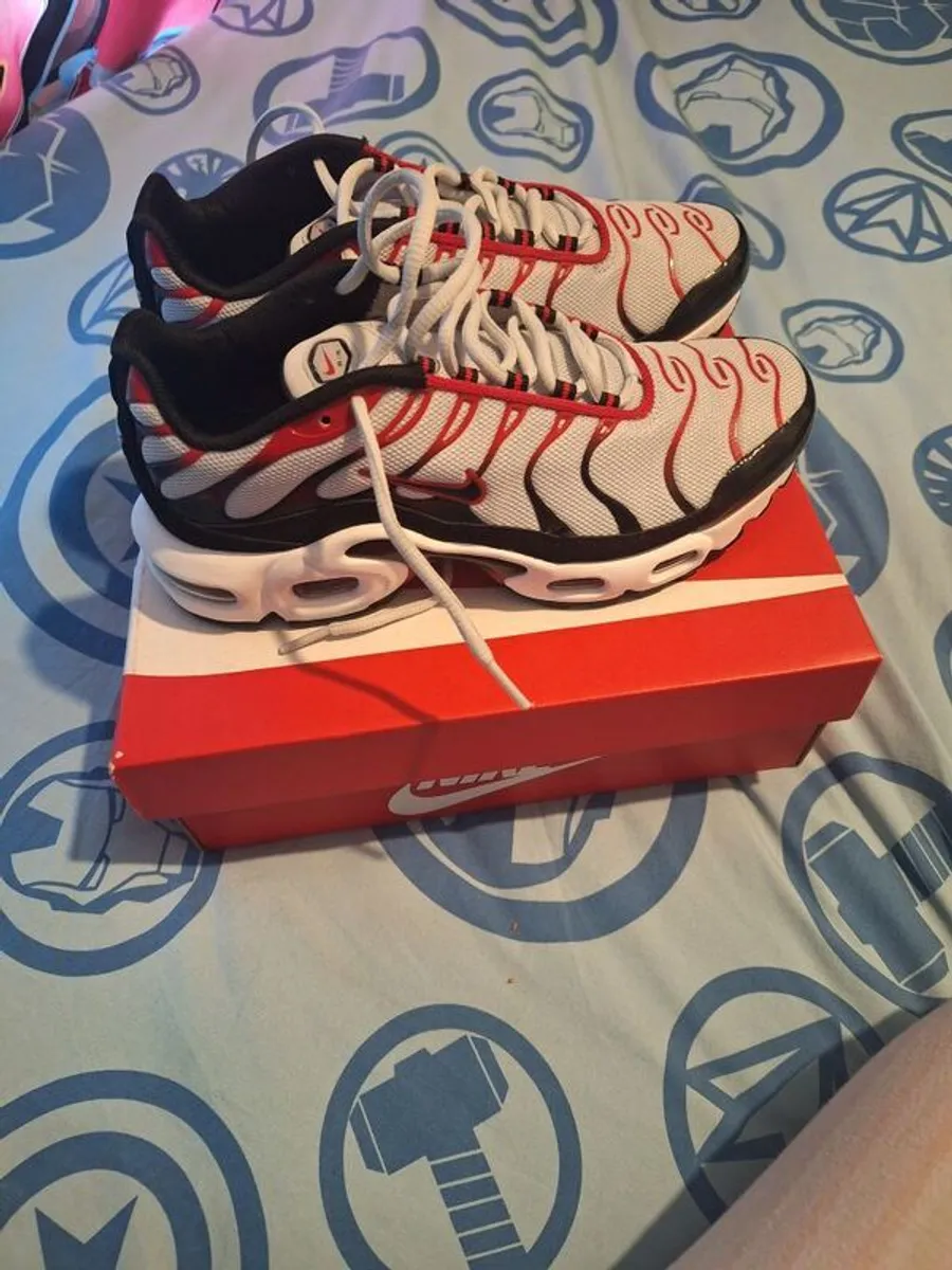 boys trainers - Image 3