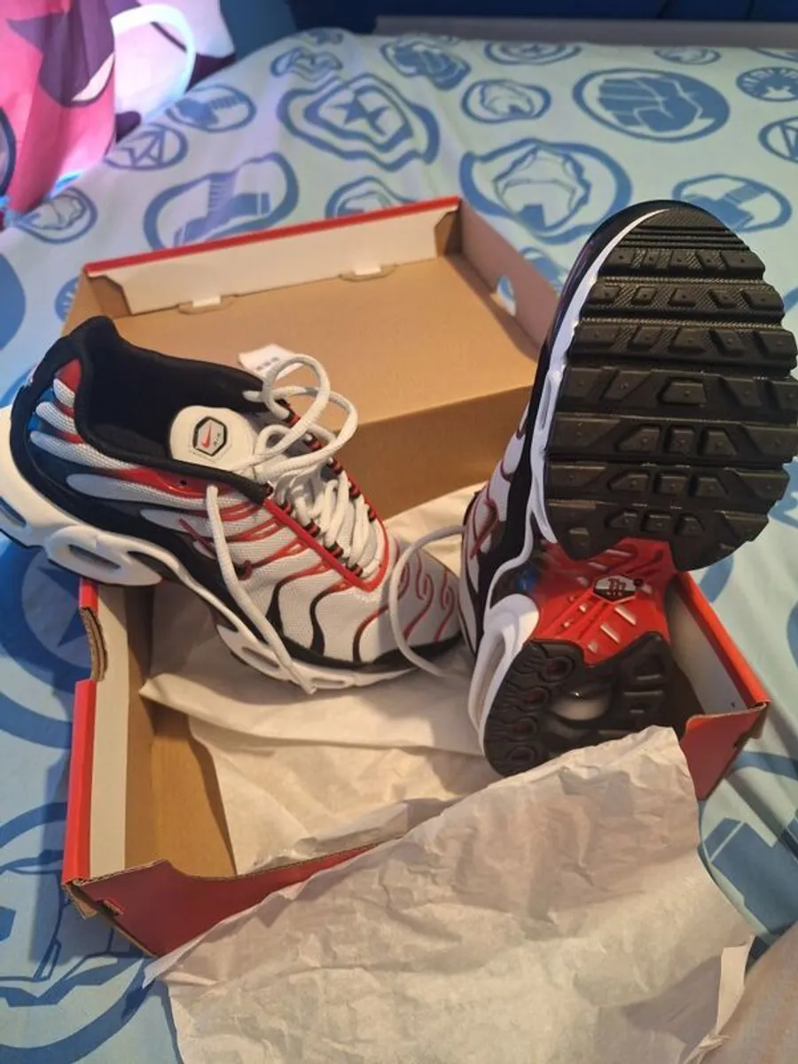 boys trainers - Image 4
