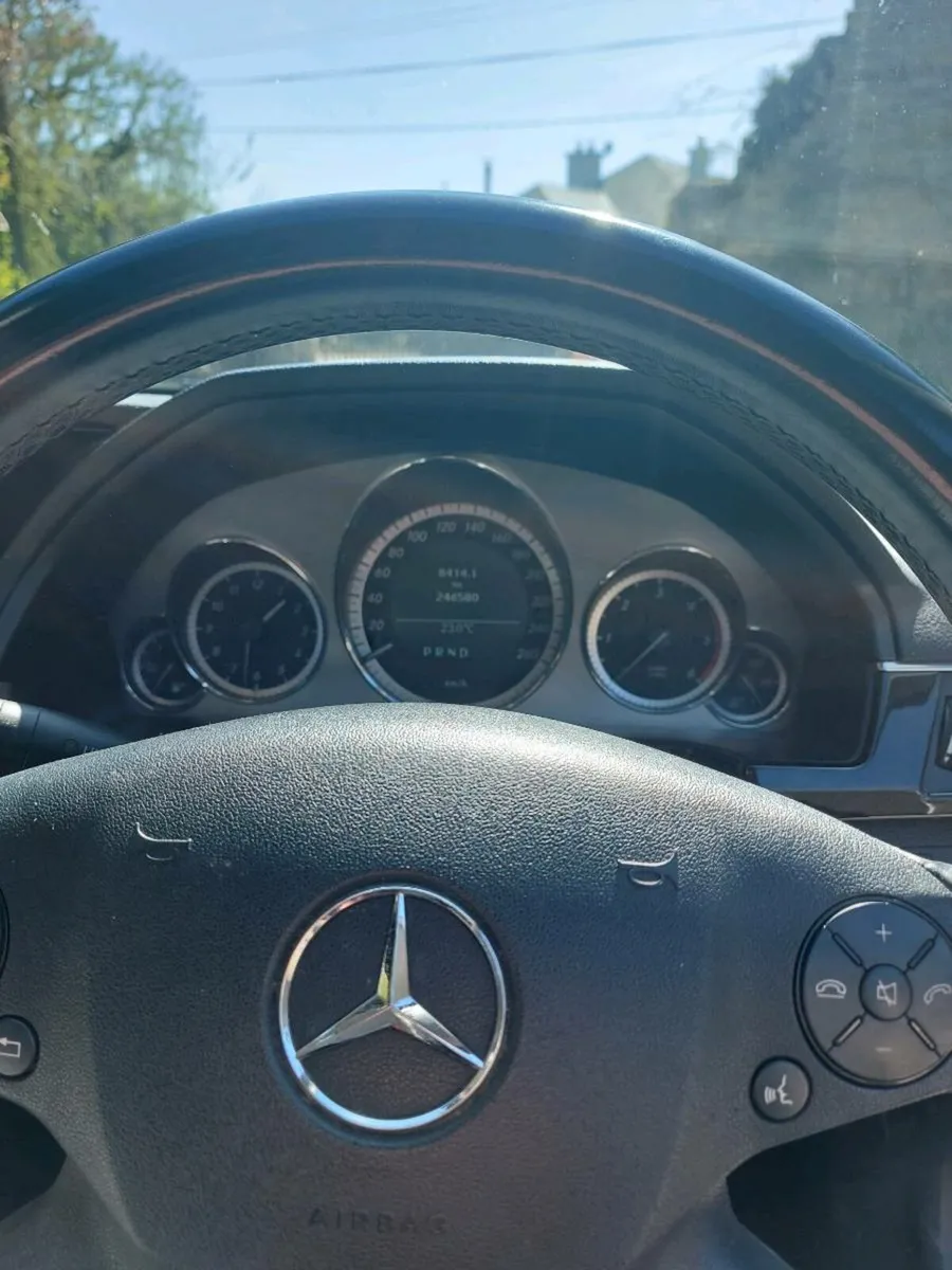 Mercedes E200 - Image 1