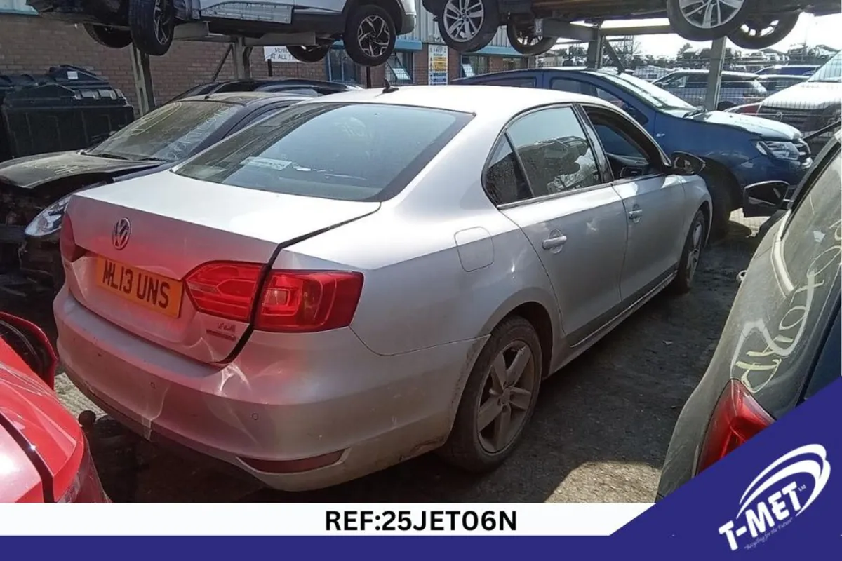 2013 VOLKSWAGEN JETTA BREAKING FOR PARTS - Image 3