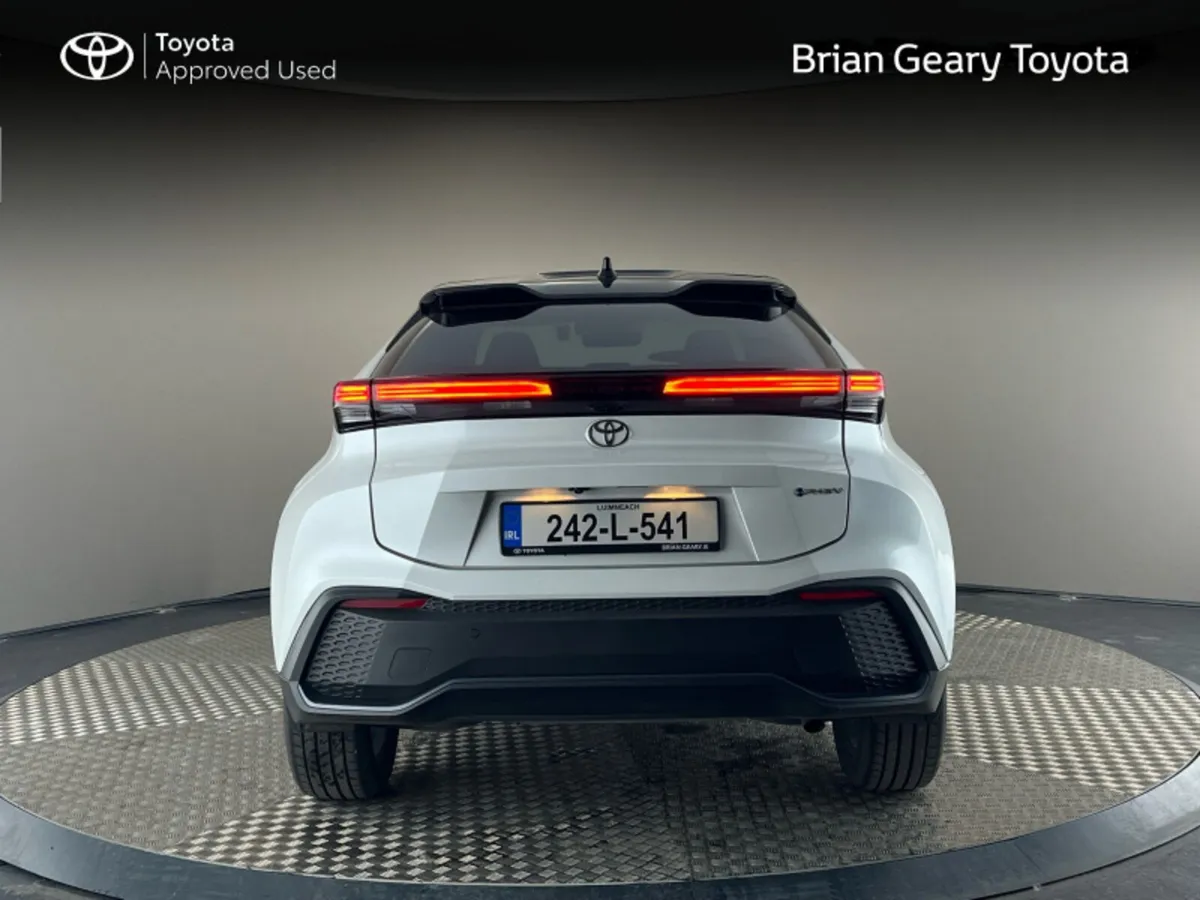 Toyota C-HR C-HR PHEV SPORT+ - Image 4