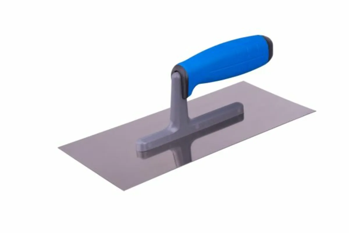 ACRYLIC FLOATING TROWEL / RUBBER HANDLE 270mm - Image 3