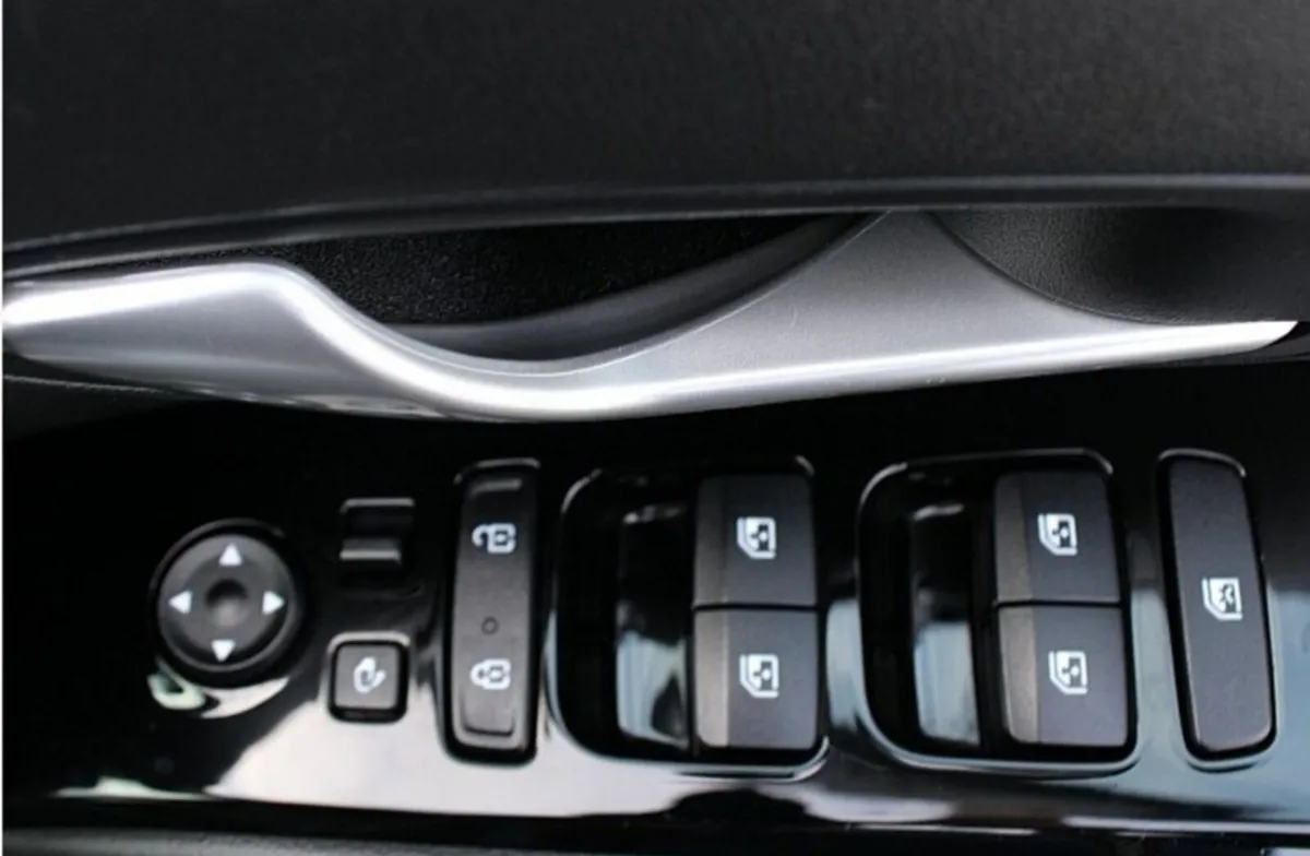 Price drop!2022 hyundai tucson executive plus auto - Image 2