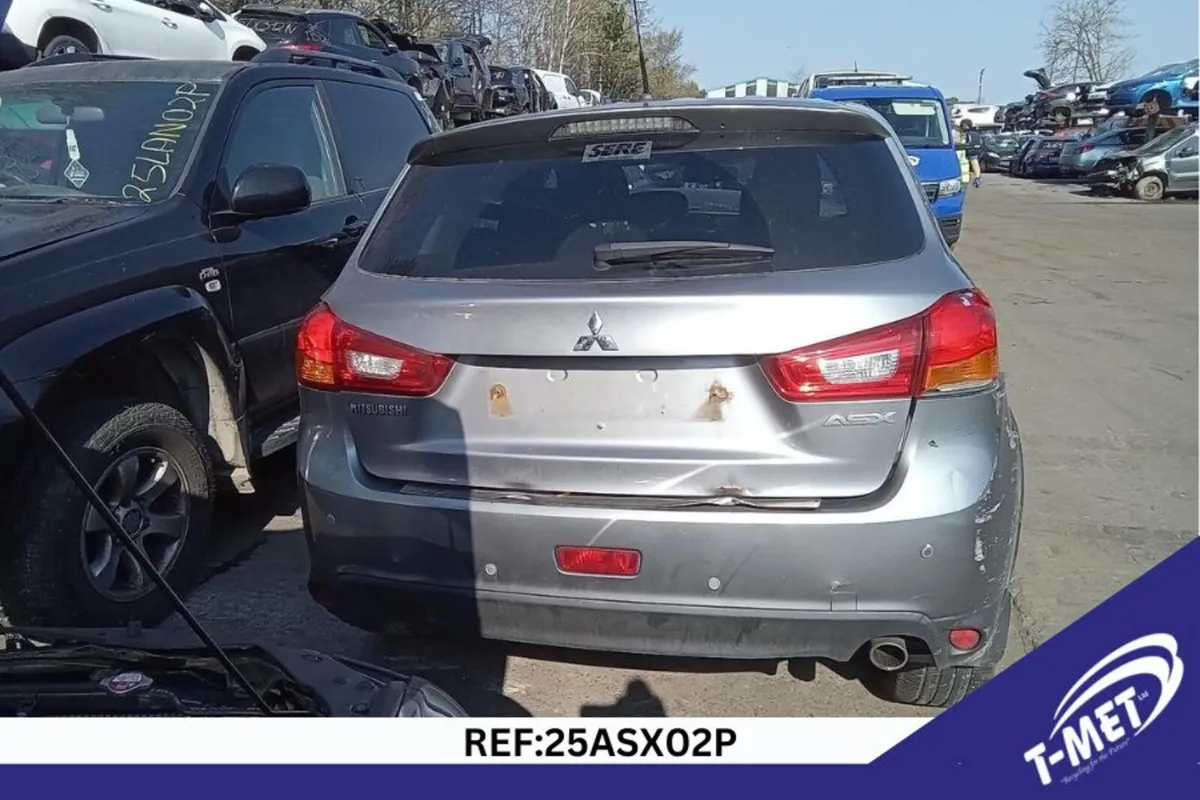 2016 MITSUBISHI ASX BREAKING FOR PARTS - Image 2