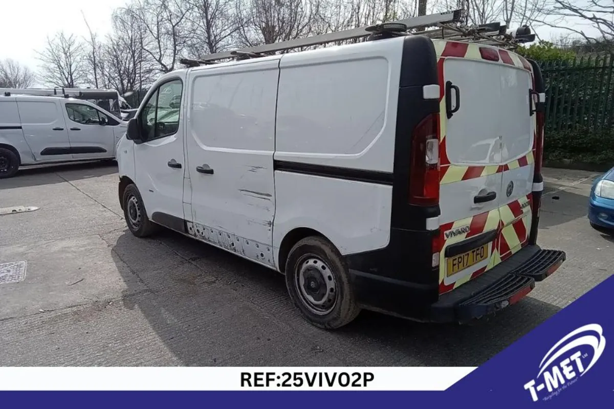 2017 VAUXHALL VIVARO BREAKING FOR PARTS - Image 3