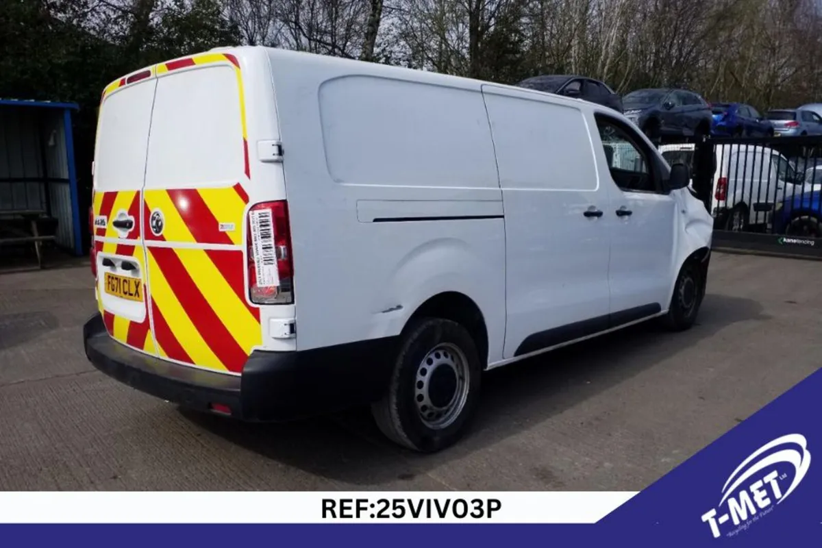 2021 VAUXHALL VIVARO BREAKING FOR PARTS - Image 3