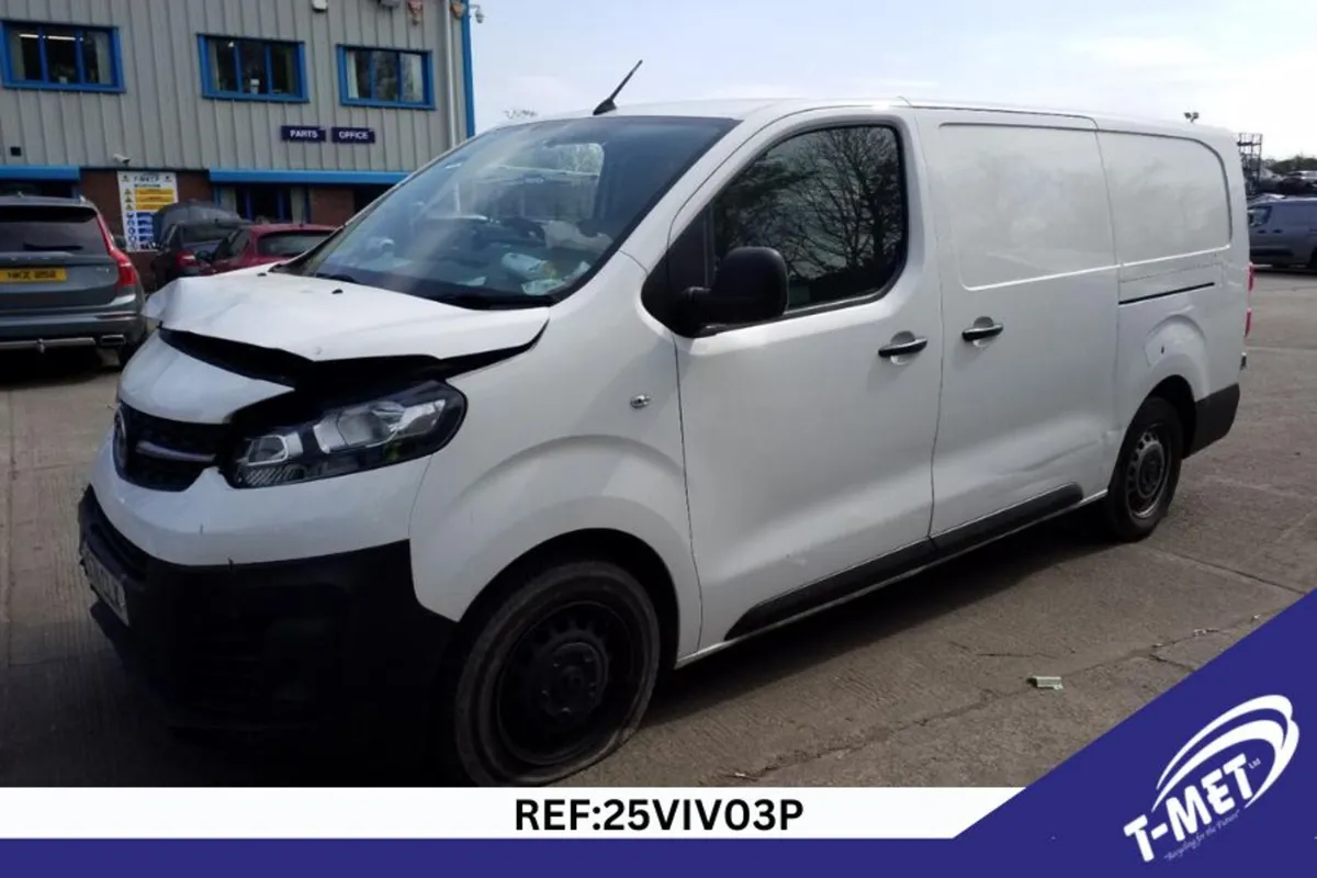 2021 VAUXHALL VIVARO BREAKING FOR PARTS - Image 4