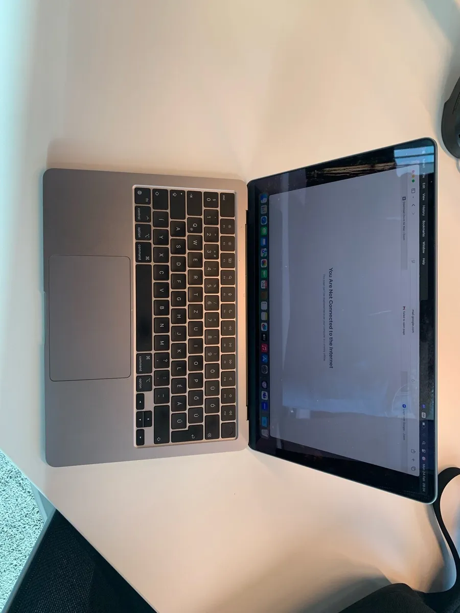 MacBook Air 2022| M2 - Image 3