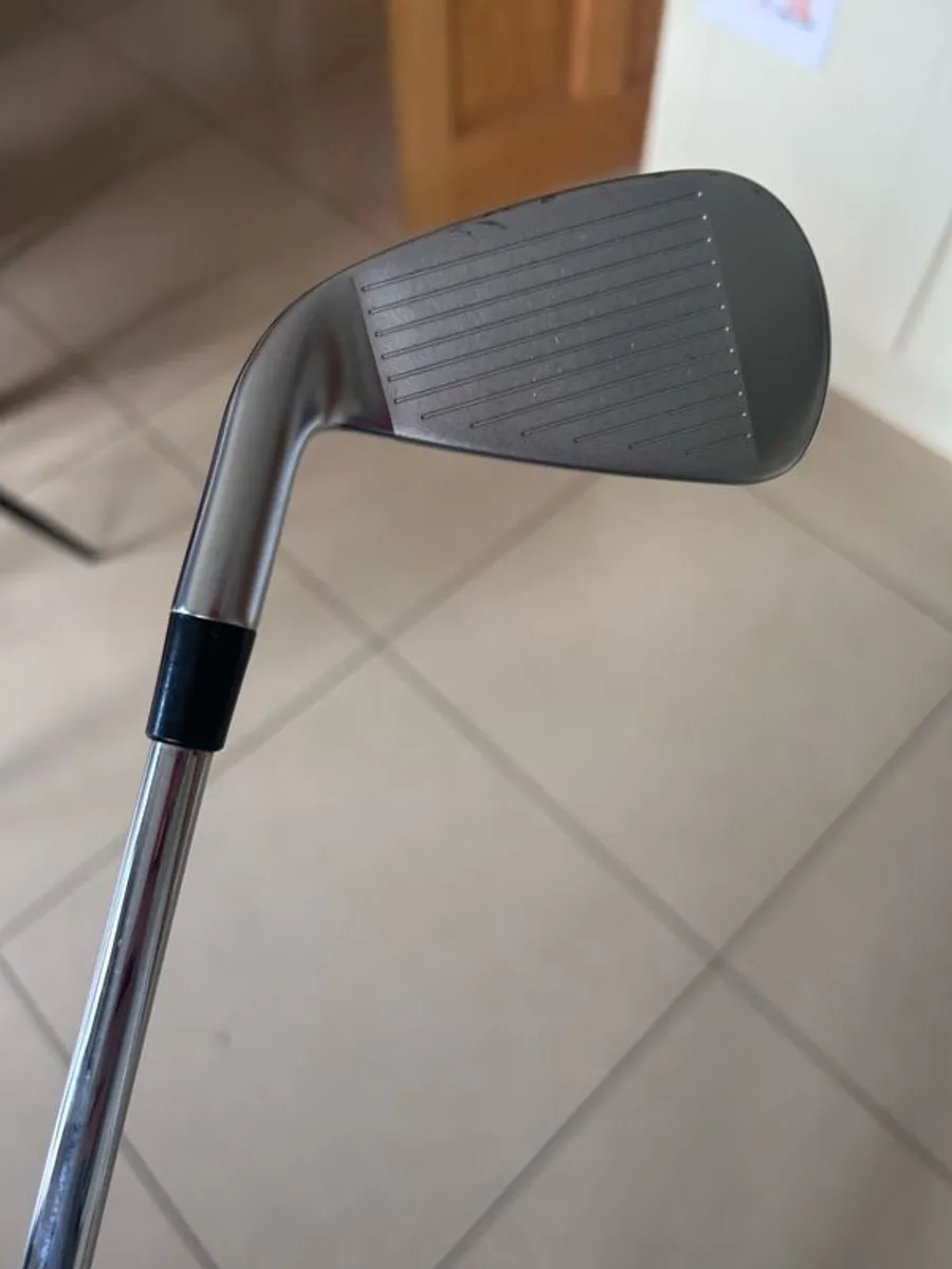 Callaway 21 Degree Utility Iron - Image 1