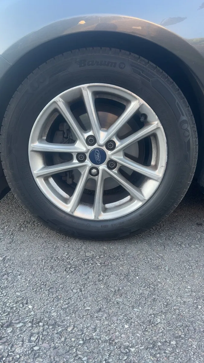 Ford Focus - Image 4