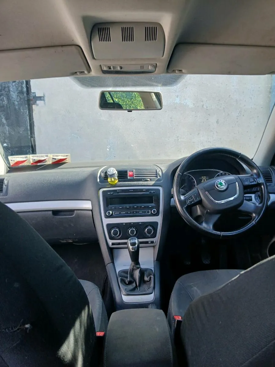 skoda octavia 1.6 diesel nct may 2025 good conditi - Image 2