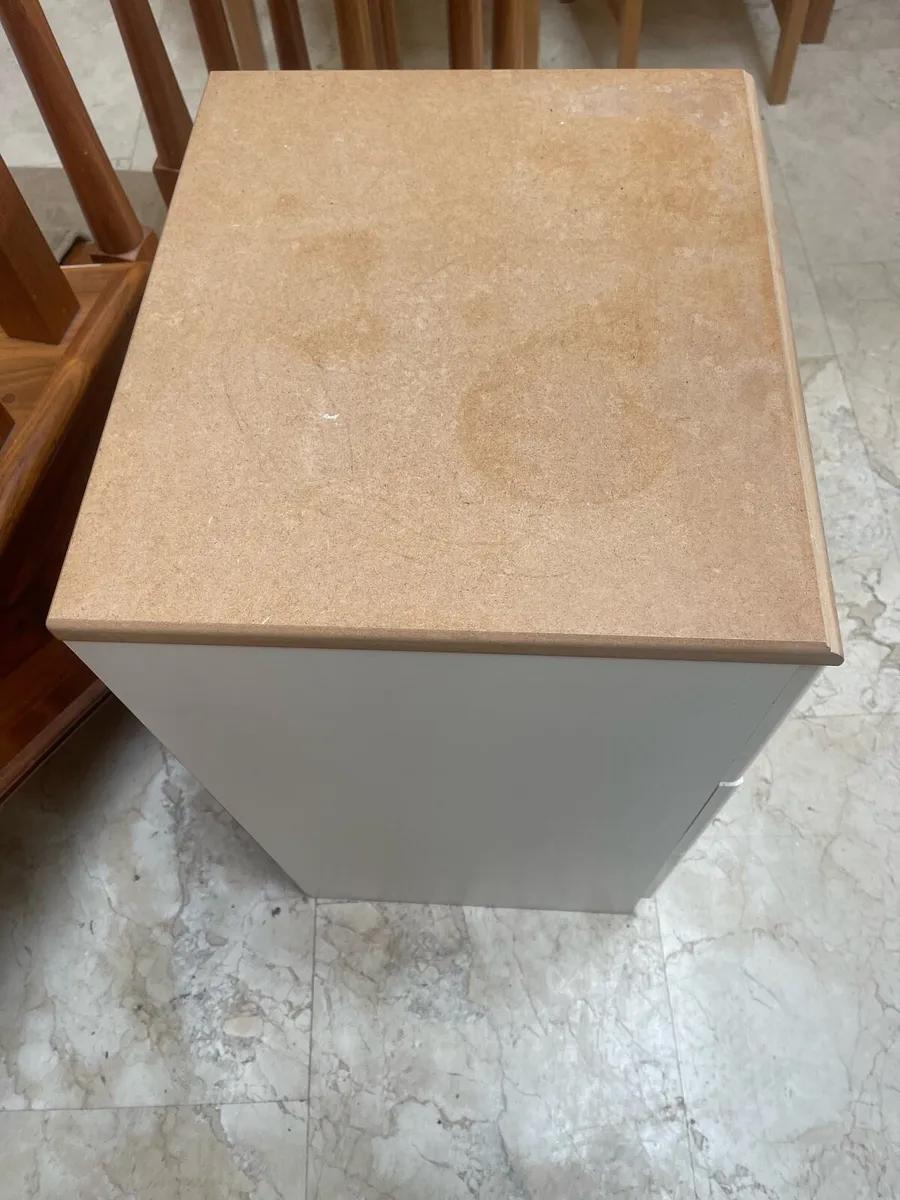 Low Sized White Chest of 3 Drawers - Cabinet - Image 2
