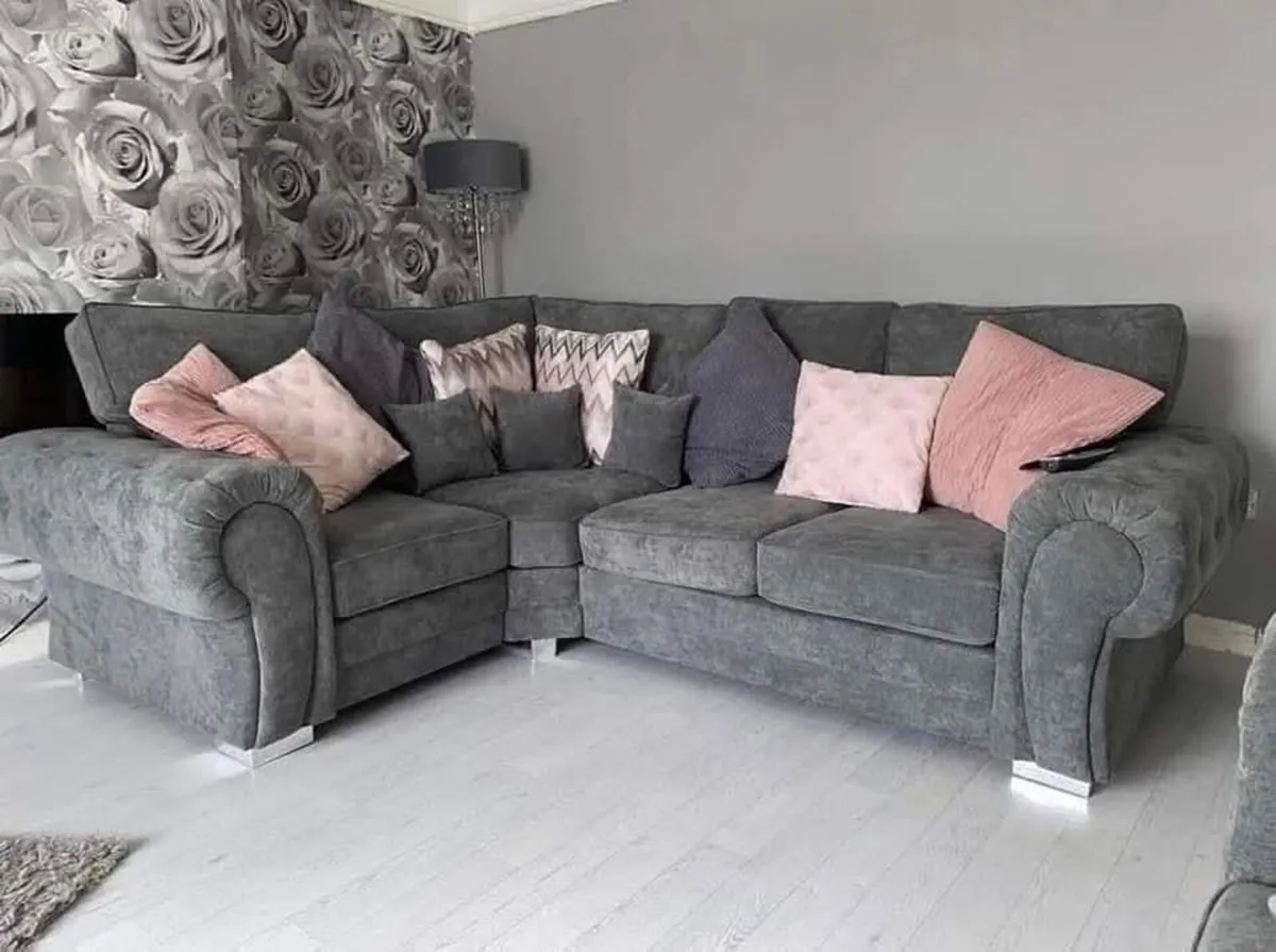 Verona Sofa Sets free delivery - Image 3