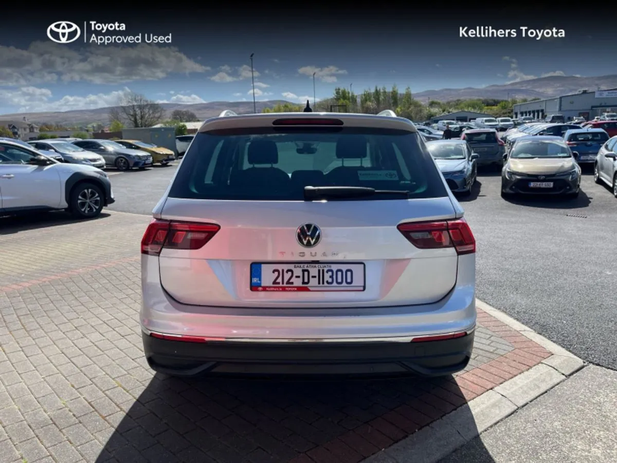 Volkswagen Tiguan Life 2.0 TDI D7F 150HP 5 5DR Au - Image 4