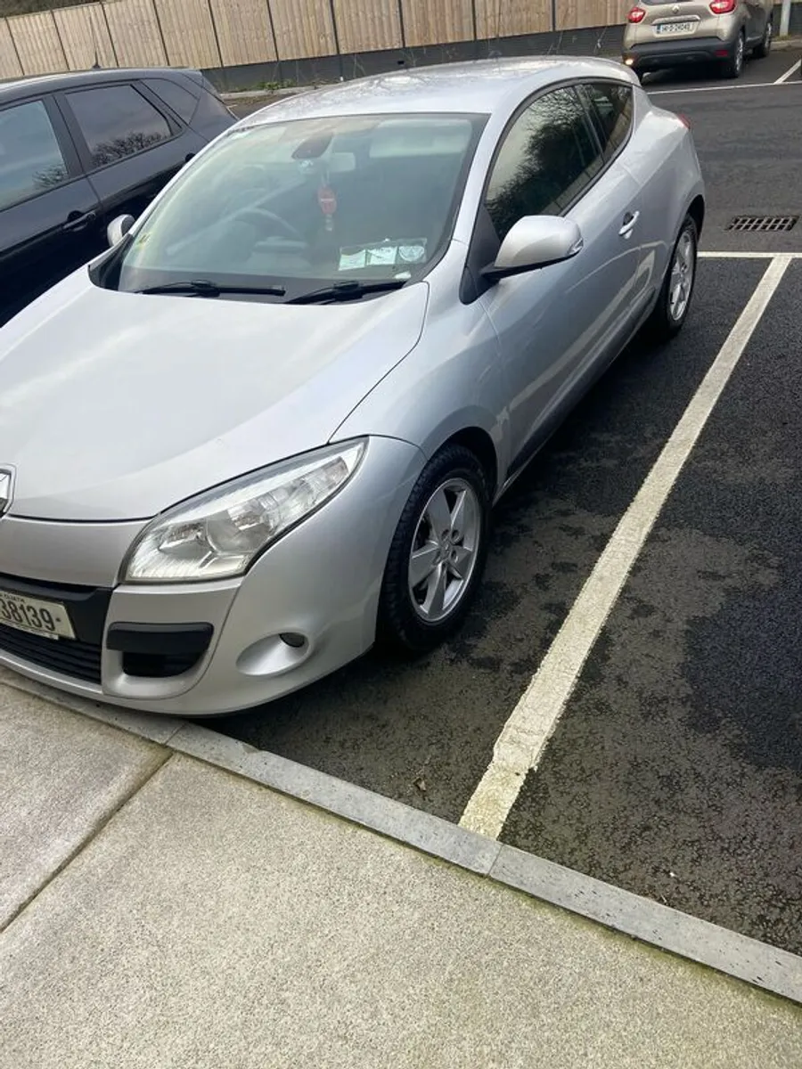 2011 renault megane - Image 3