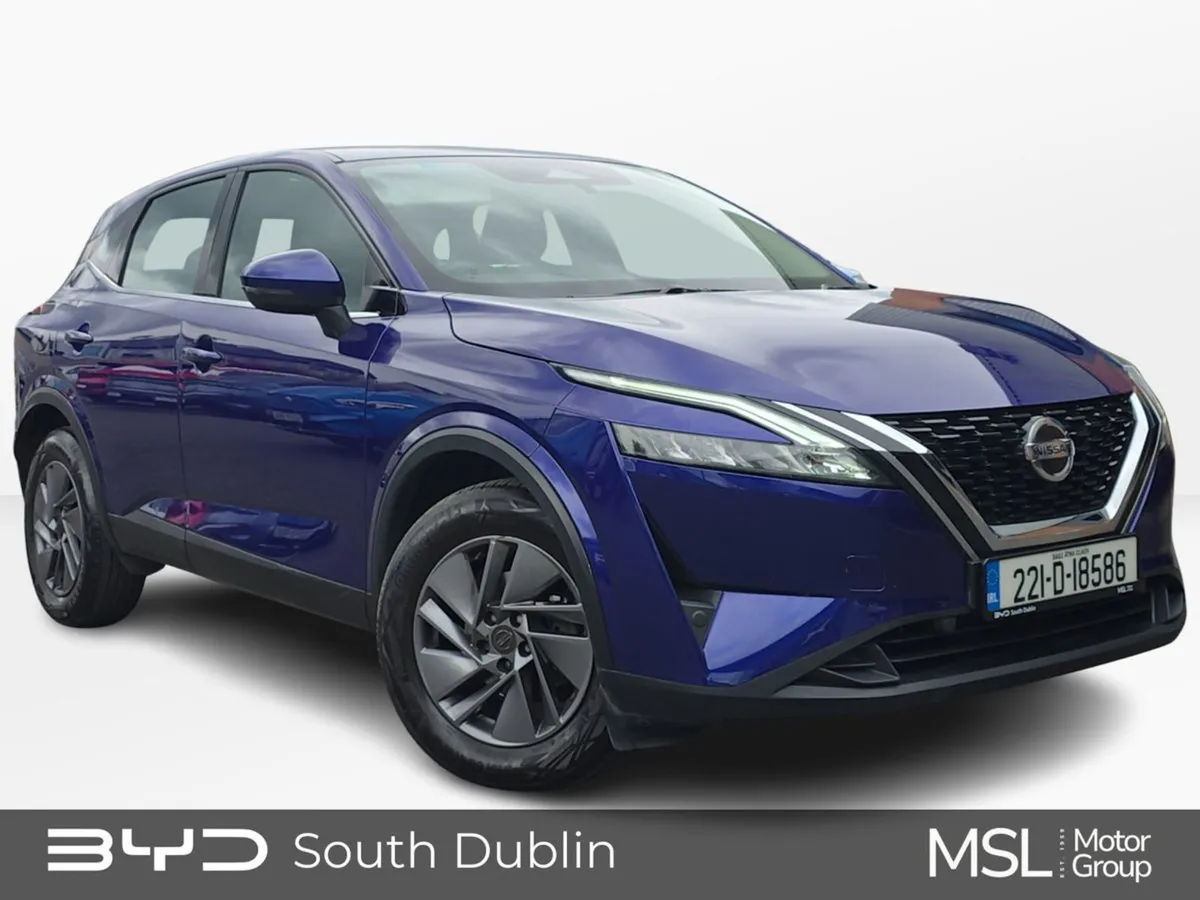 Nissan QASHQAI 1.3 PET Mild Hybrid SV - Reversing - Image 3