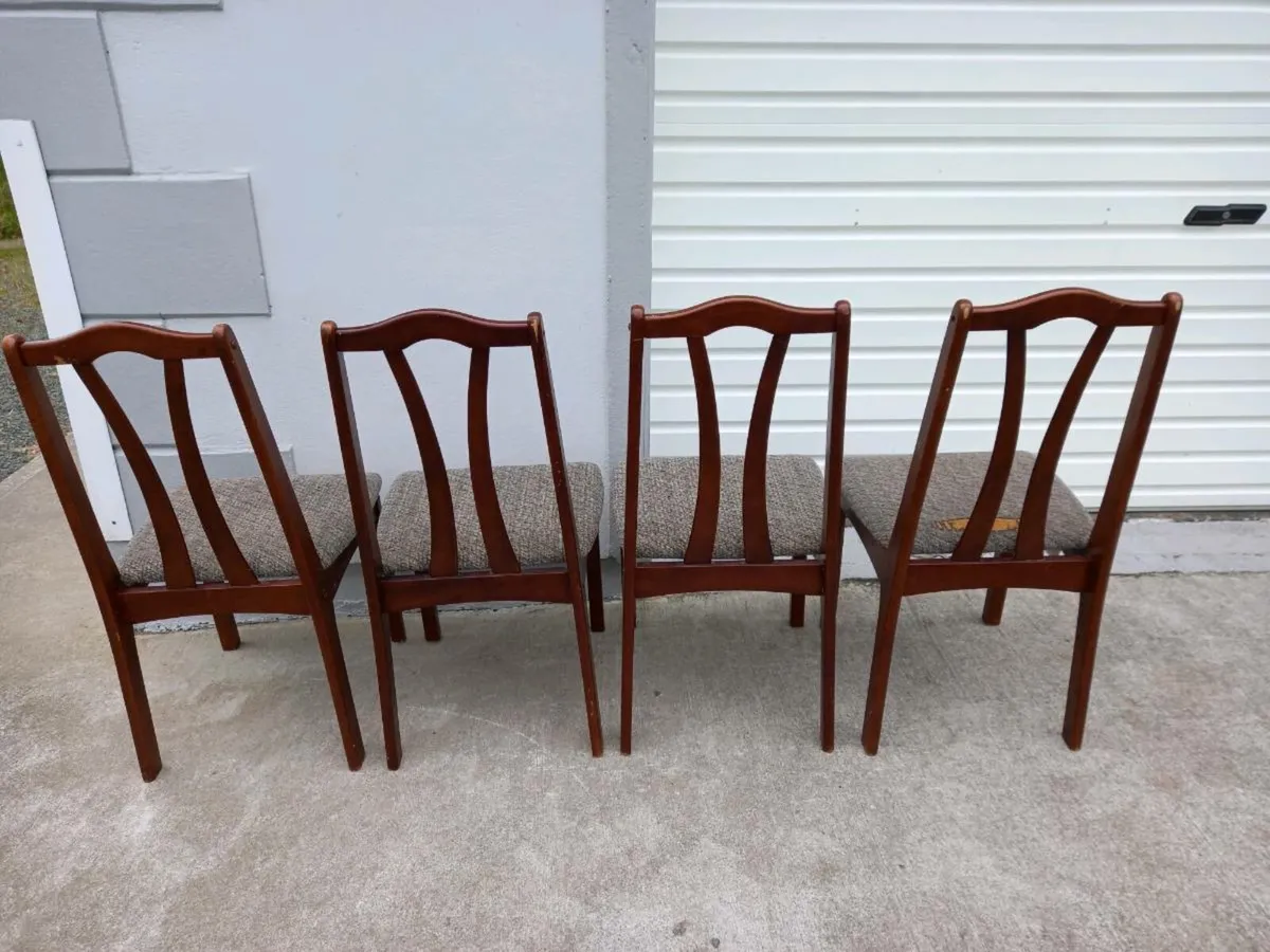 4 Dining Room Chairs - Image 2