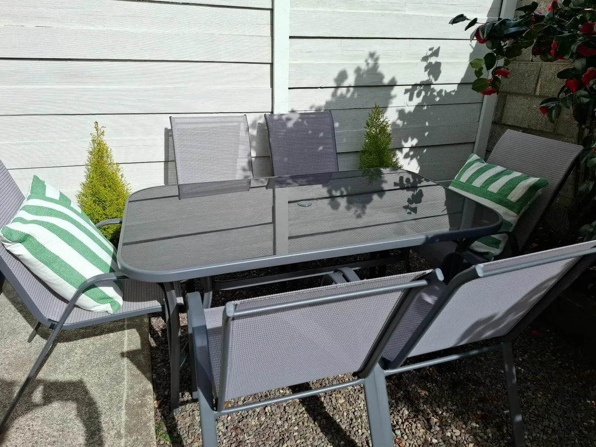 Garden Furniture - Image 1