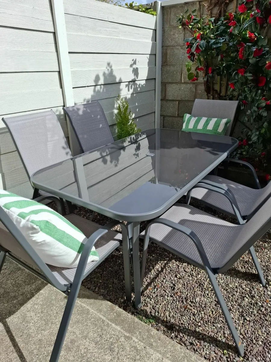 Garden Furniture - Image 2