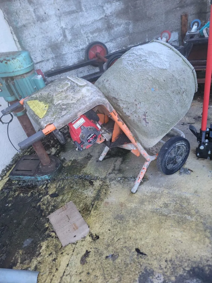 Tools - Image 1
