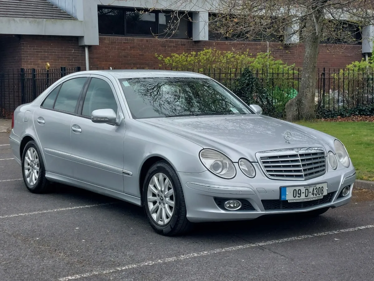 Mercedes E220 diesel Automatic  NEW NCT 2009 - Image 2