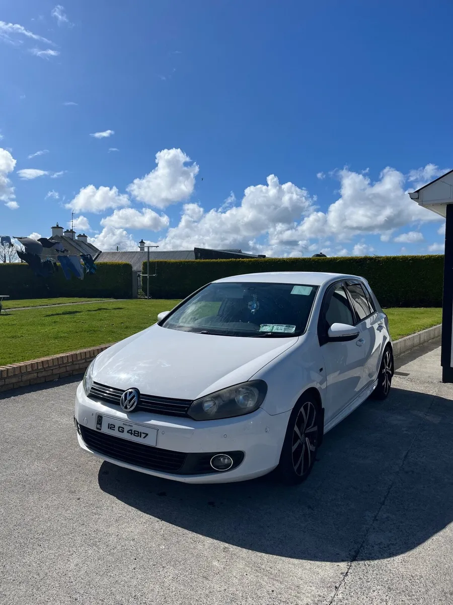 Volkswagen Golf 2012 - Image 1