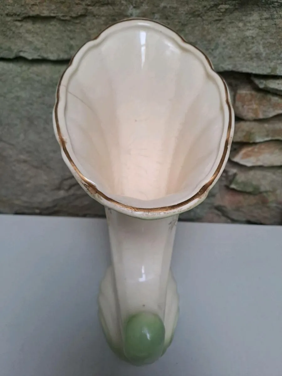 Vintage Romanian pottery vase - Image 3