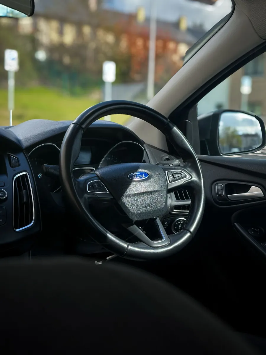 Ford Focus 2015 - Image 4