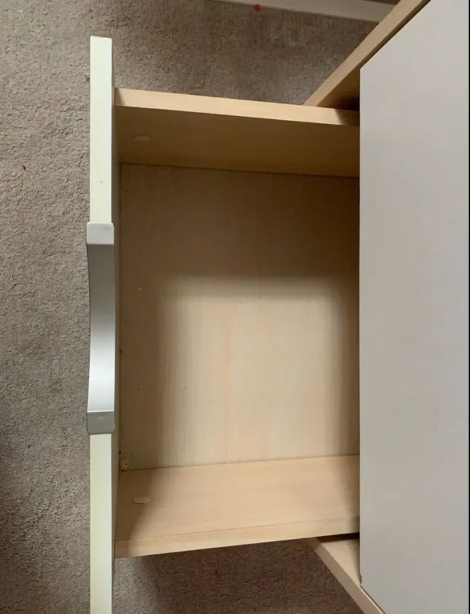 Locker / Drawers - Image 3