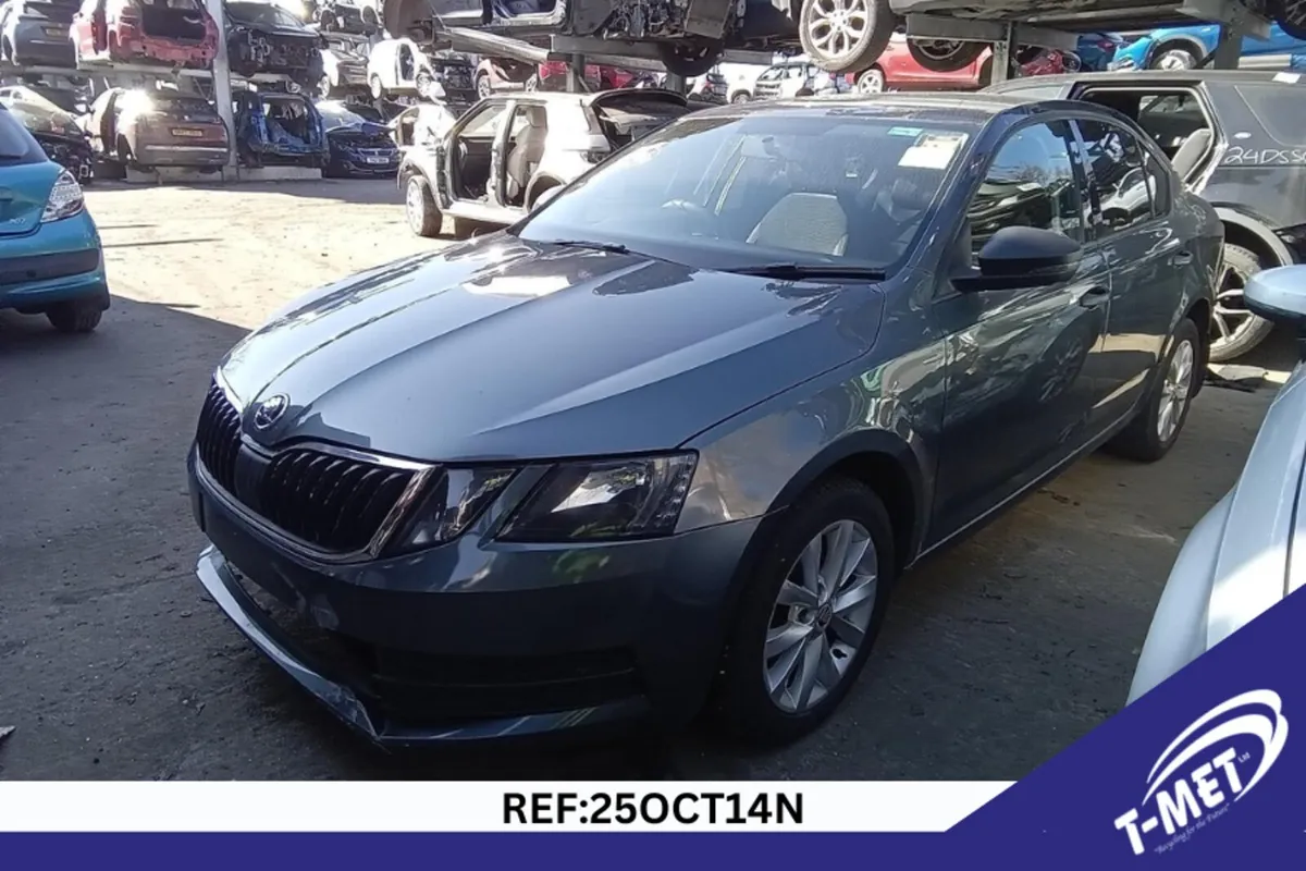 2017 SKODA OCTAVIA BREAKING FOR PARTS - Image 3