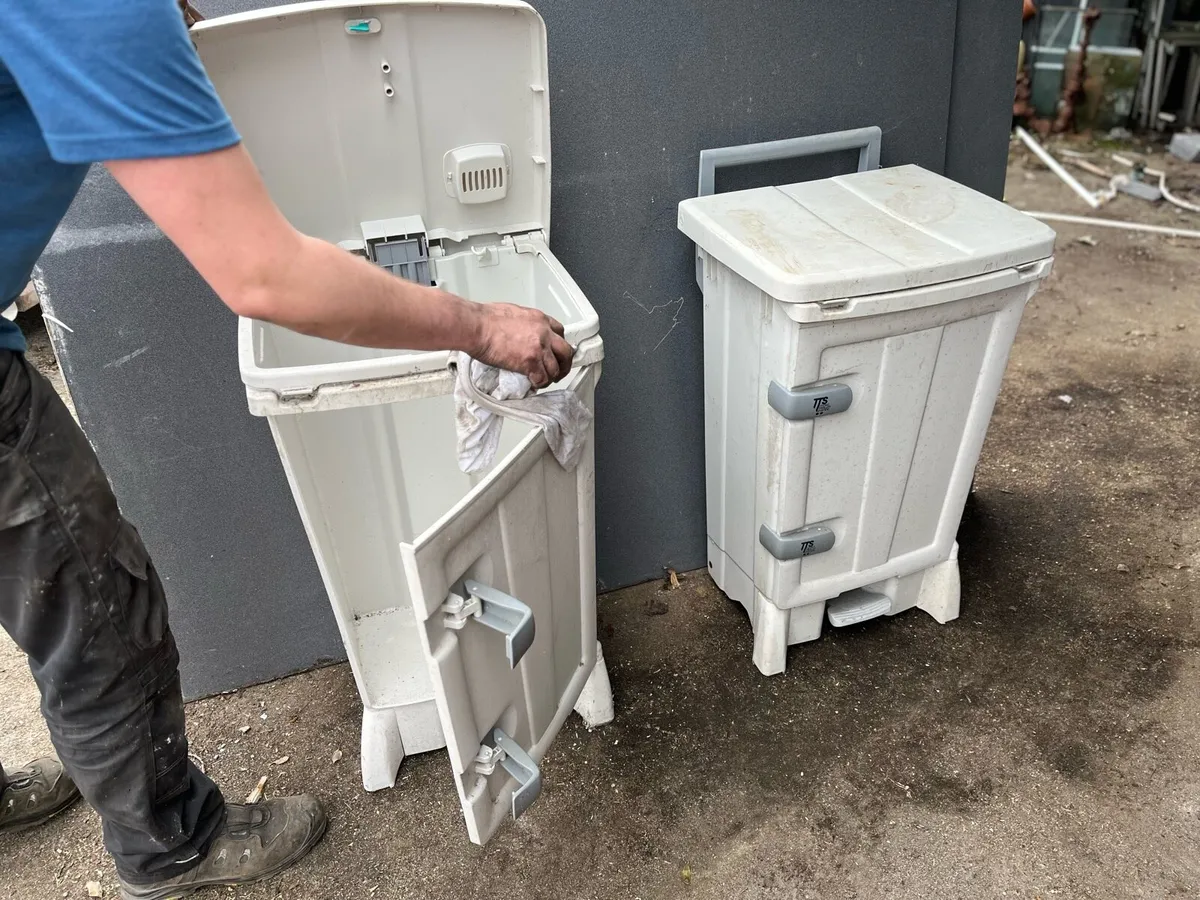 Bins - Image 1