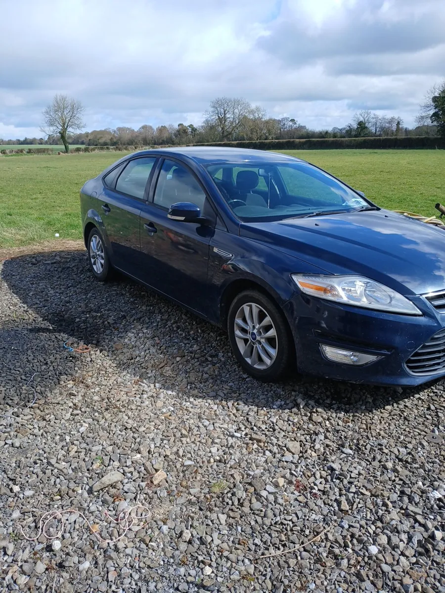 Mondeo - Image 1