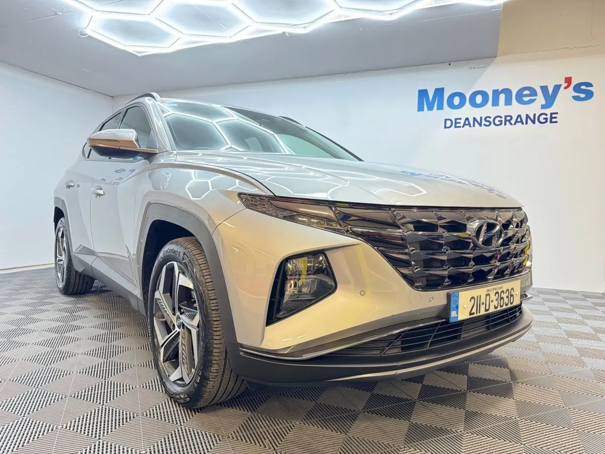 Hyundai Tucson 2WD Executive Plus HEV Auto  Car O - Image 1