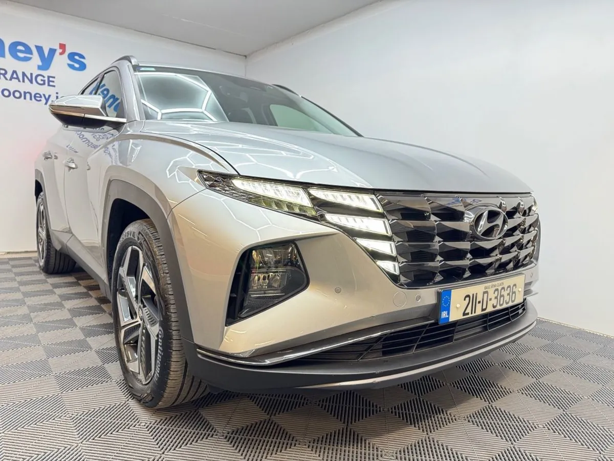 Hyundai Tucson 2WD Executive Plus HEV Auto  Car O - Image 3