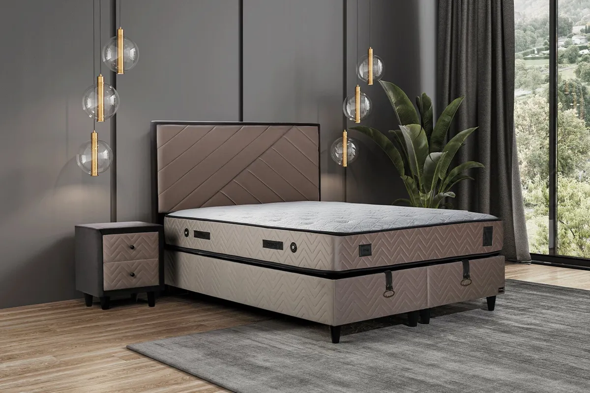 Ottoman bed - Image 1