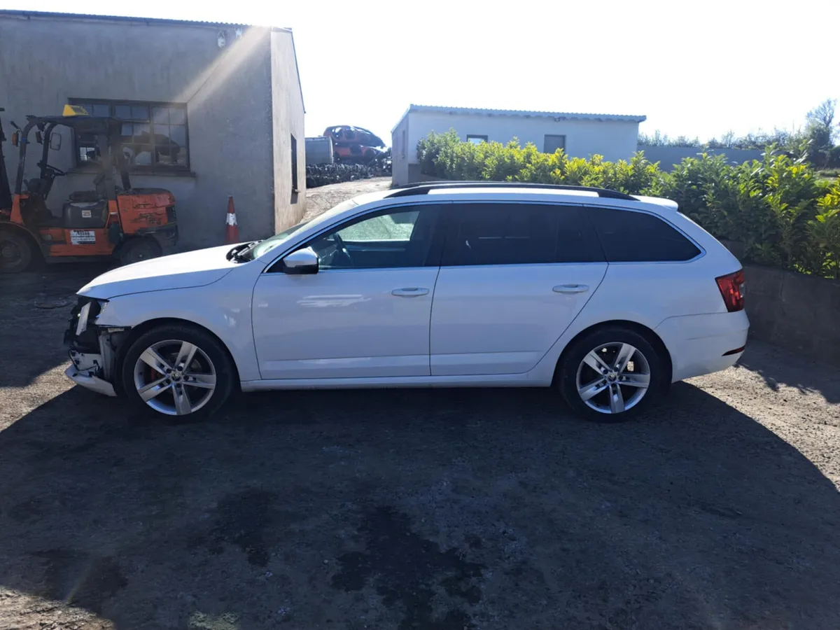 2018 SKODA OCTAVIA ESTATE 1.6D FOR BREAKING! - Image 4