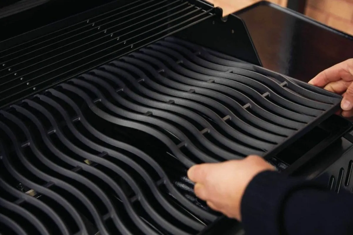BBQ'S Napoleon Freestyle 425 Gas Grill - Image 4