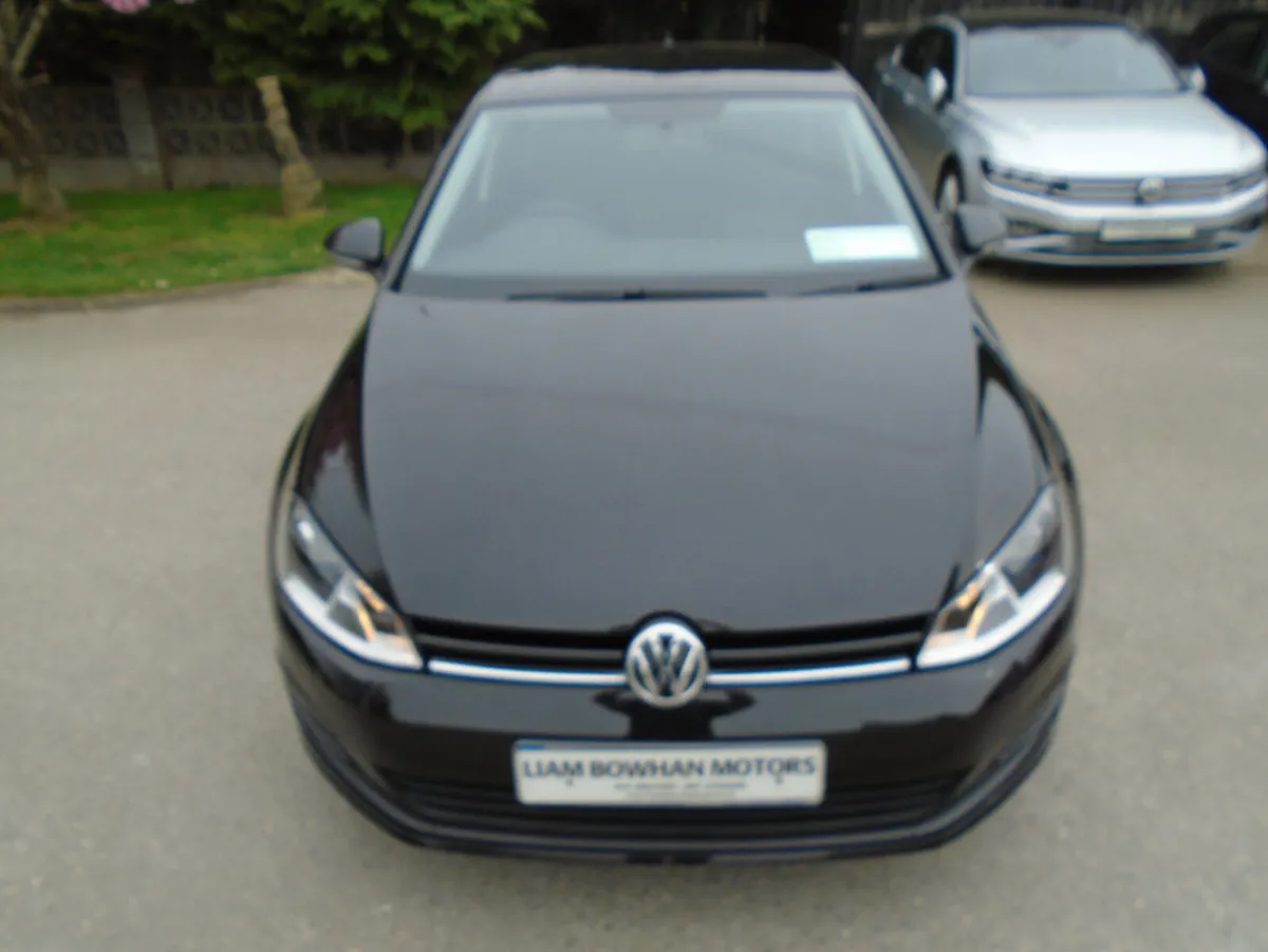 Volkswagen Golf 2017,Petrol 1.2 tsi,low mileage - Image 3