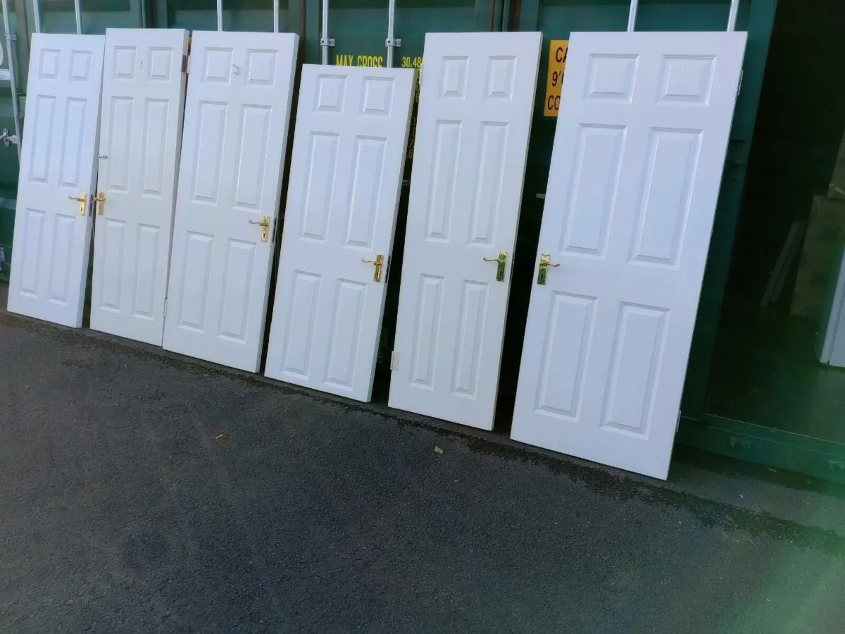 Solid white doors in excellent condition - Image 3