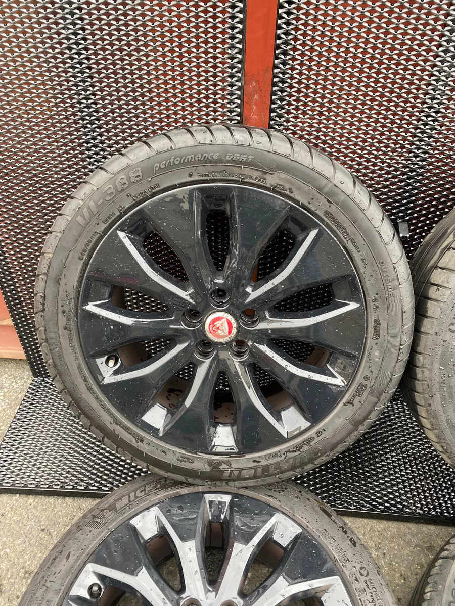 JAG ALLOY WHEELS ref 25-037 - Image 2