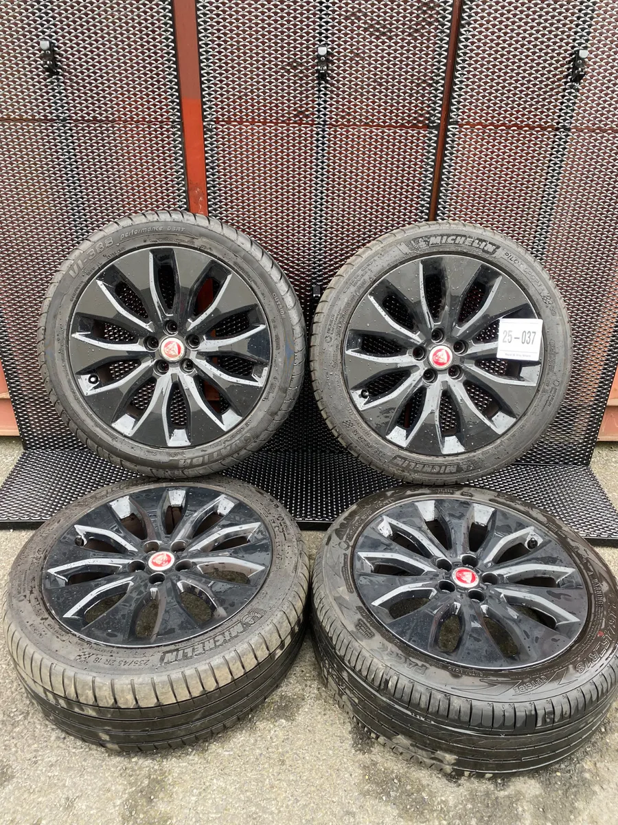 JAG ALLOY WHEELS ref 25-037 - Image 1