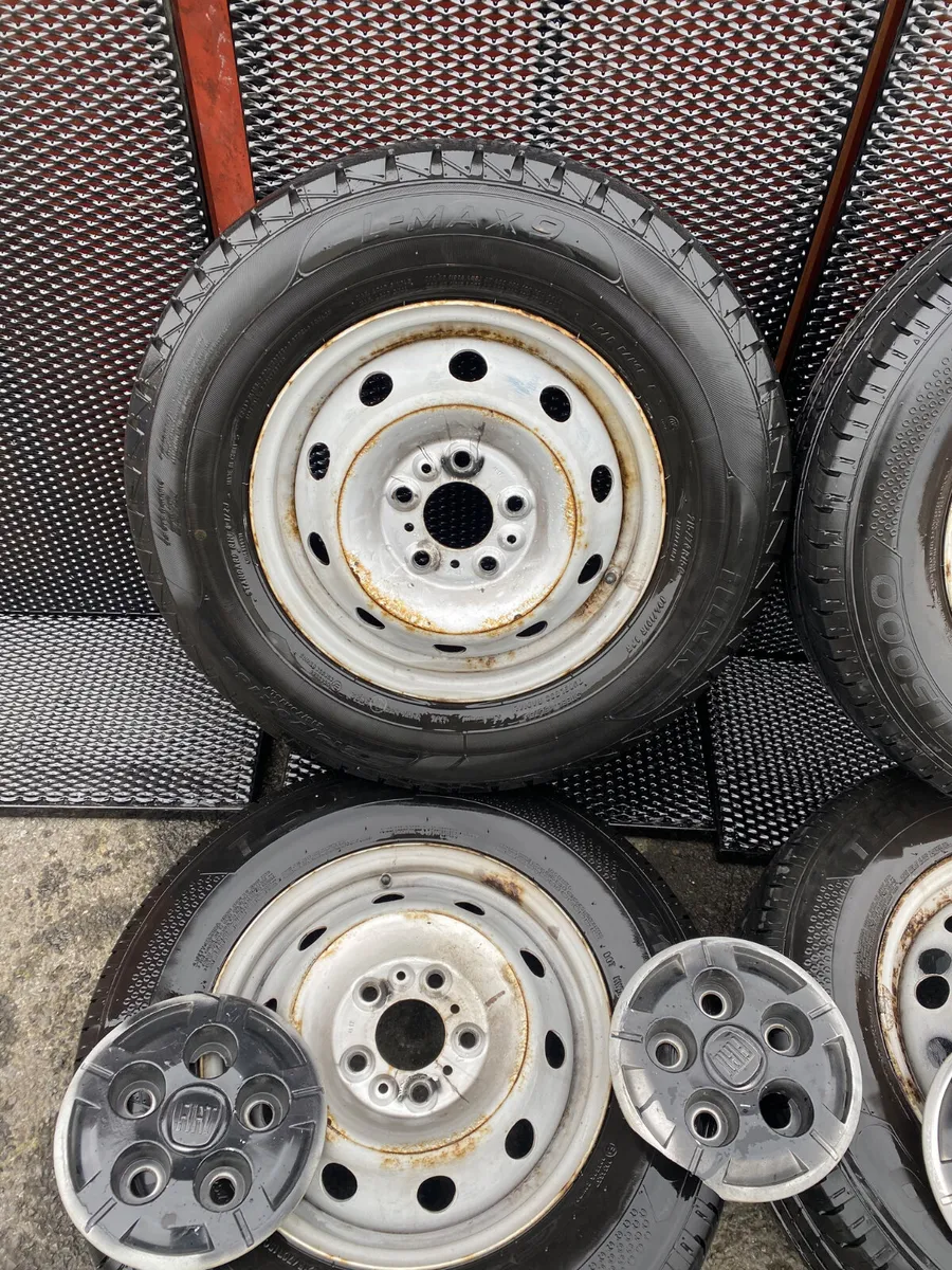 FIAT DUCATO STEEL WHEELS REF 25-039 - Image 1
