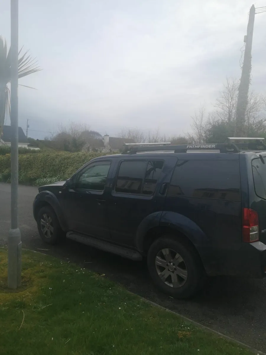 07 Nissan Pathfinder For Parts or Repair - Image 4