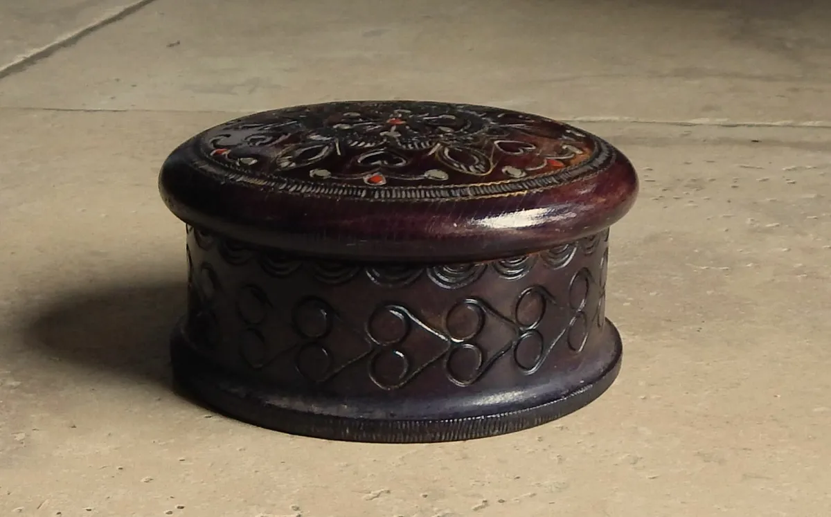 Selection of 4 Wooden Handmade Trinket Boxes - Image 4